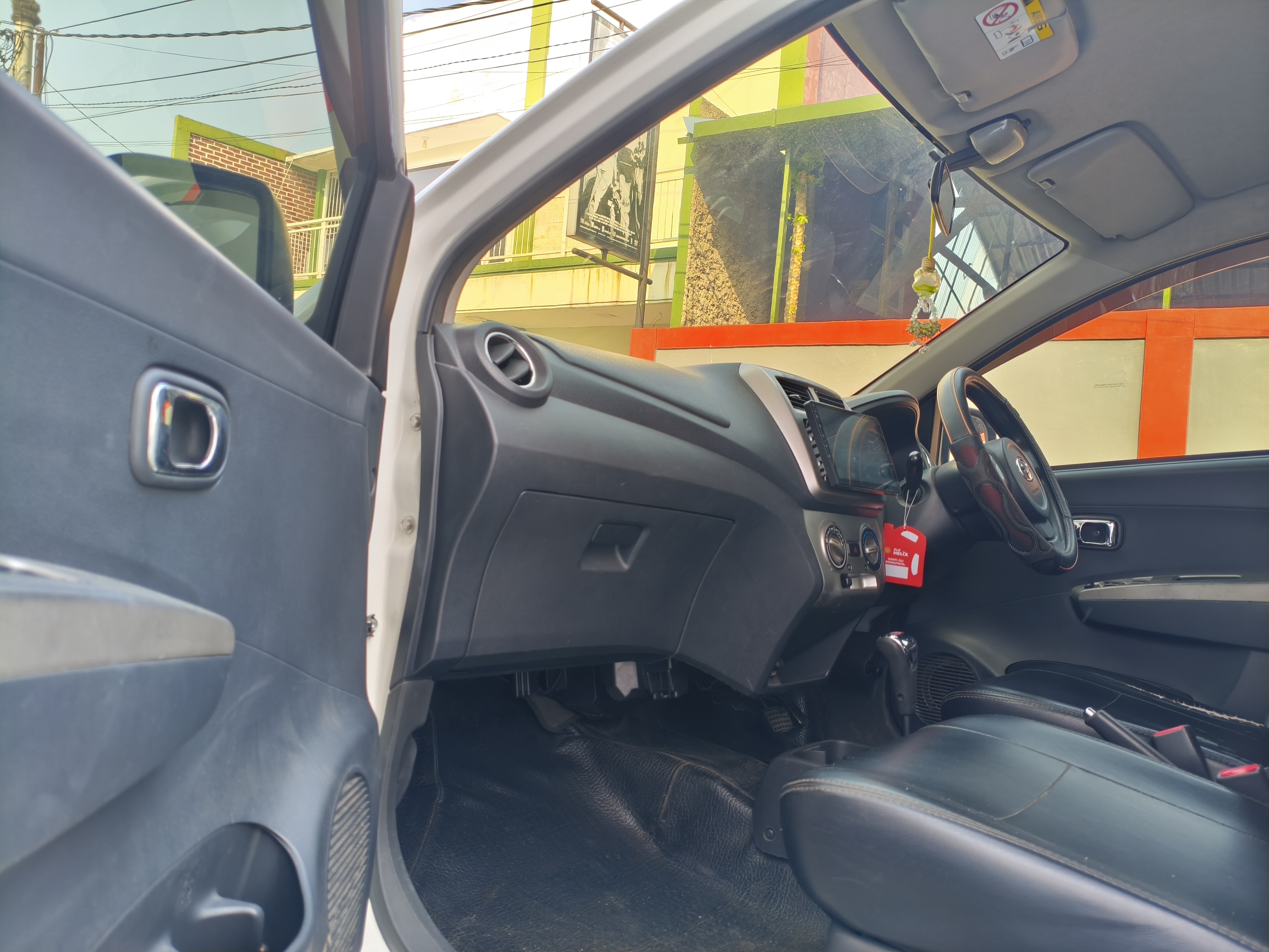 Galeri Mobil