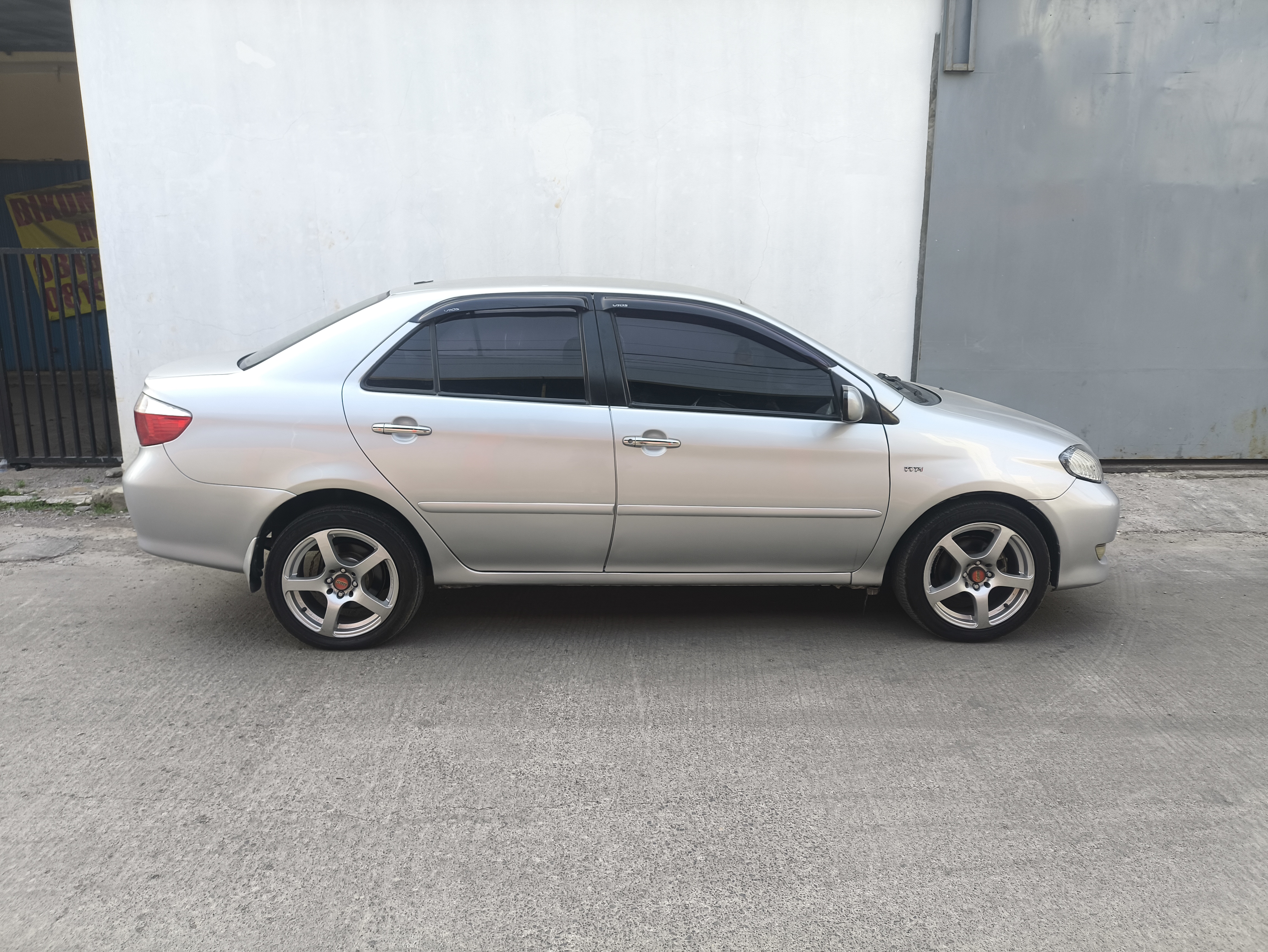 Galeri Mobil