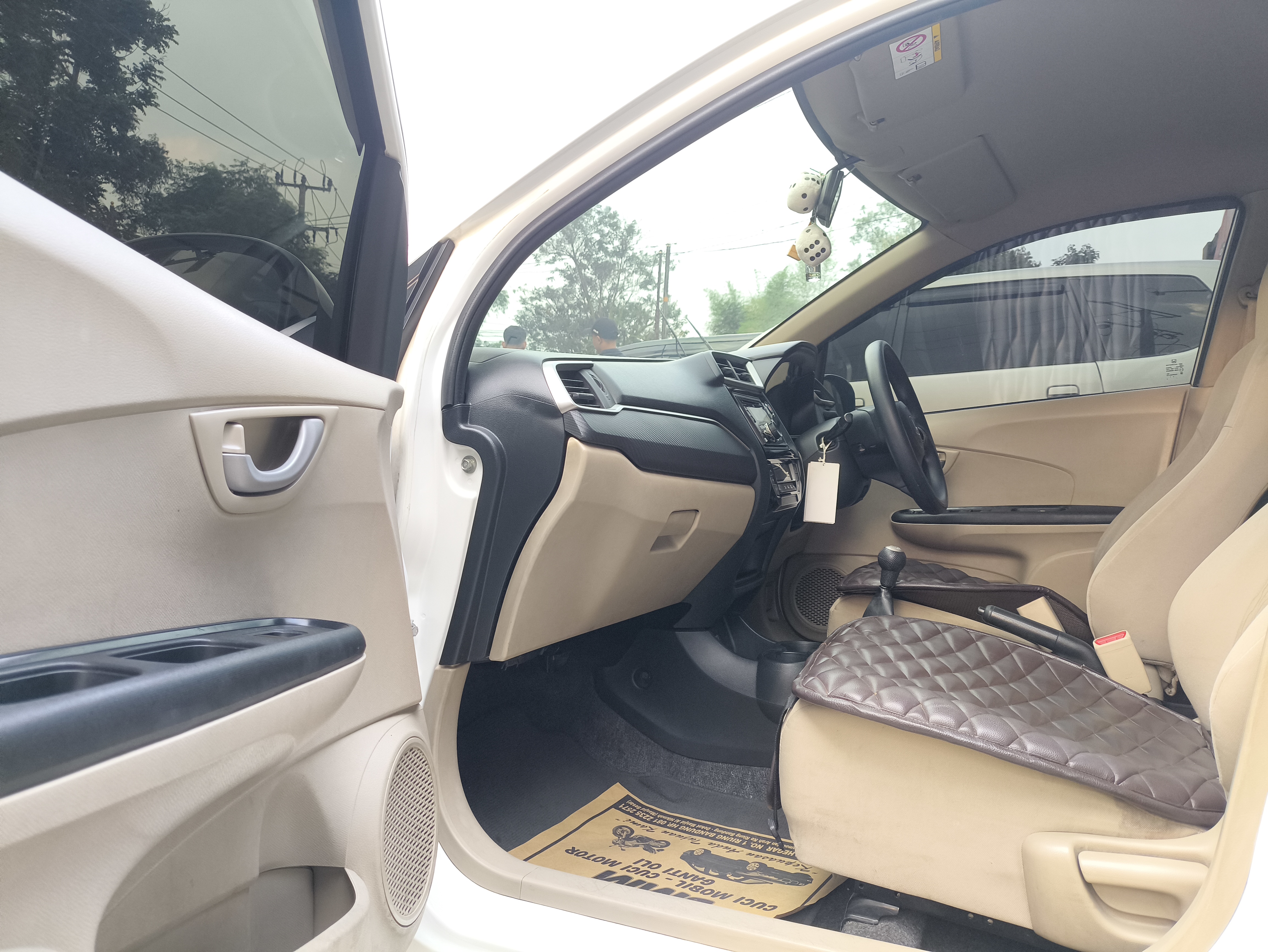 Galeri Mobil