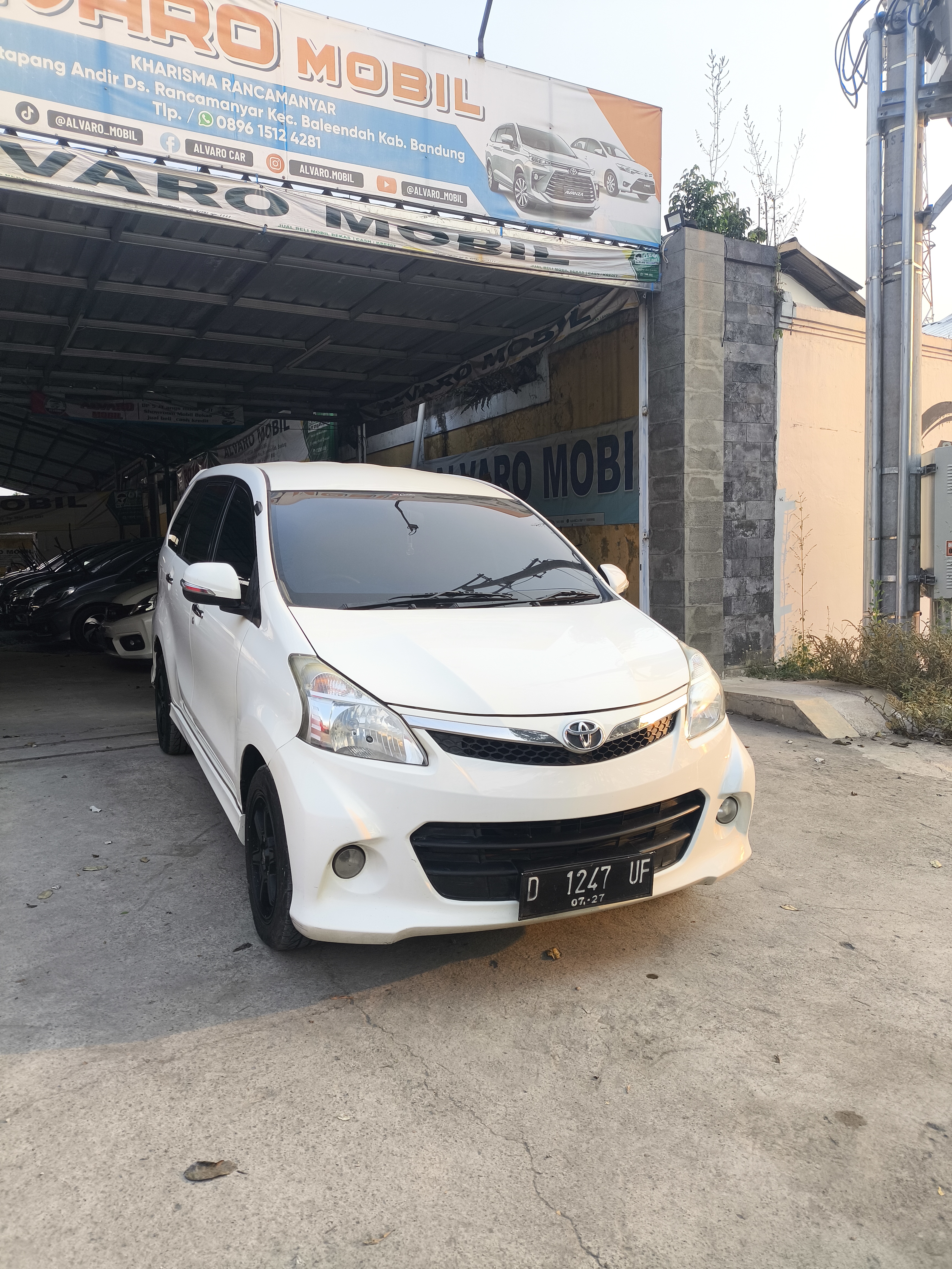 Galeri Mobil