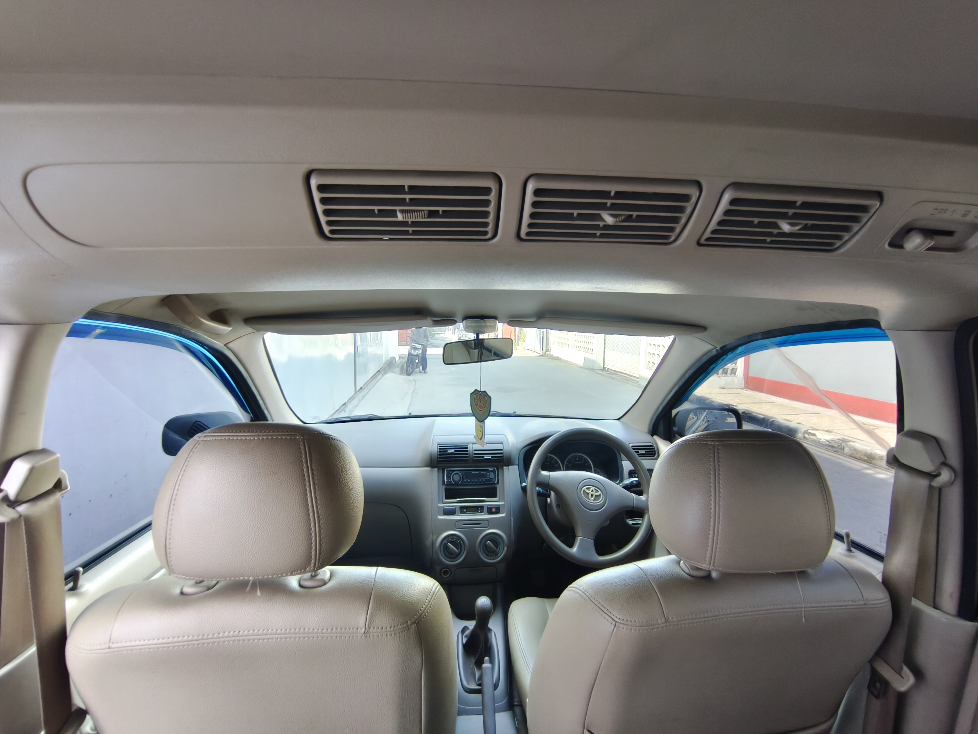Galeri Mobil