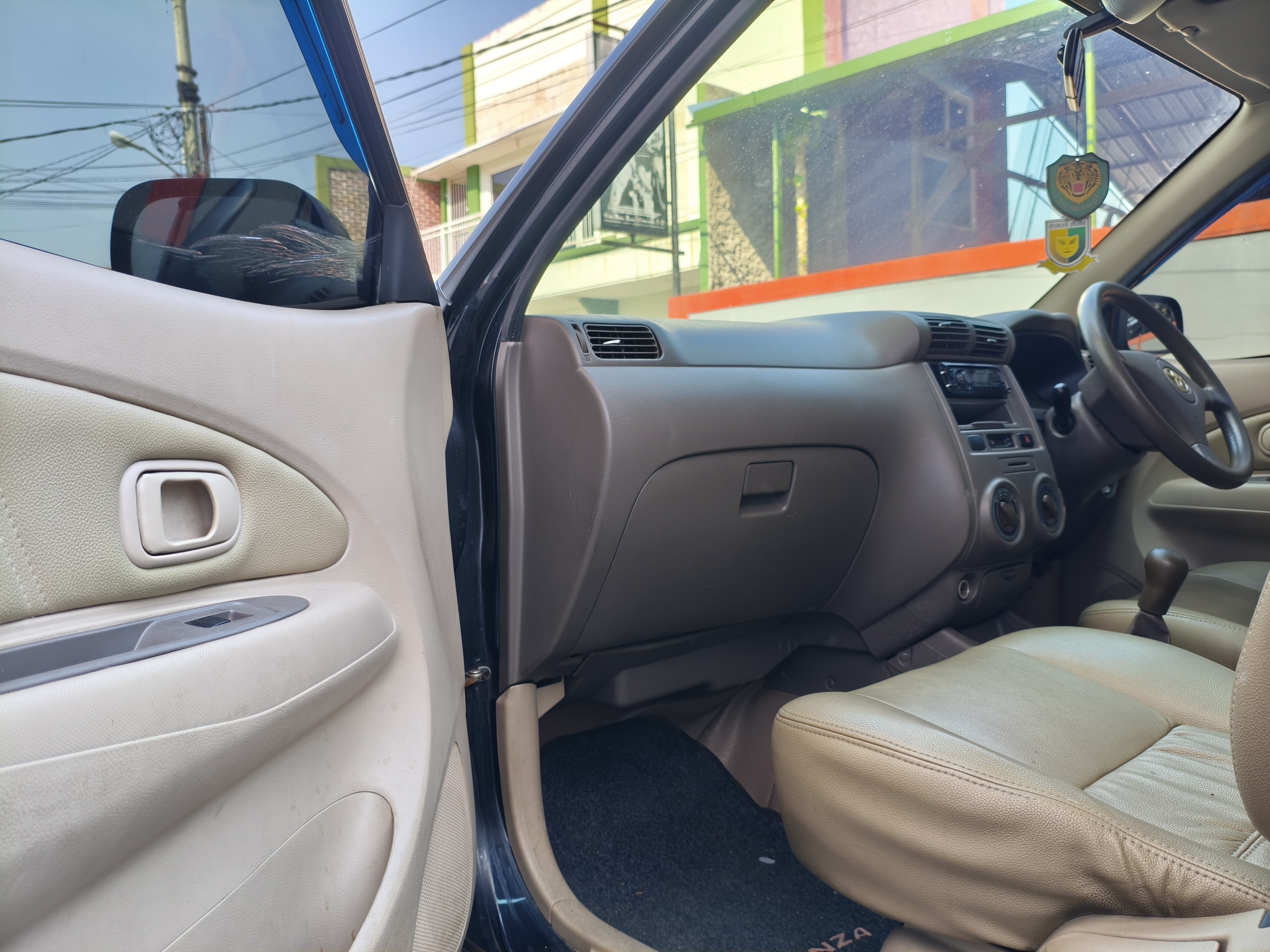 Galeri Mobil