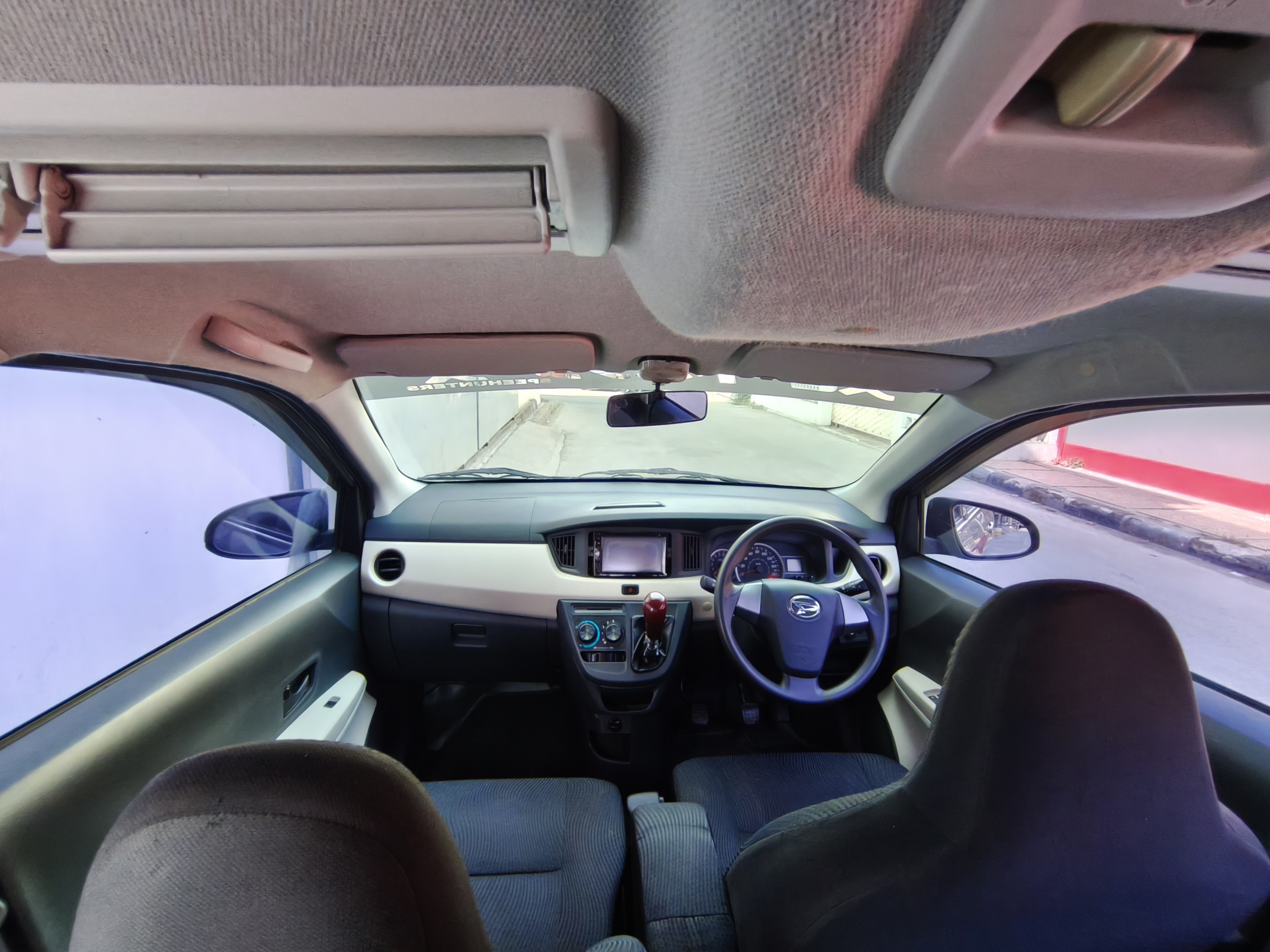 Galeri Mobil