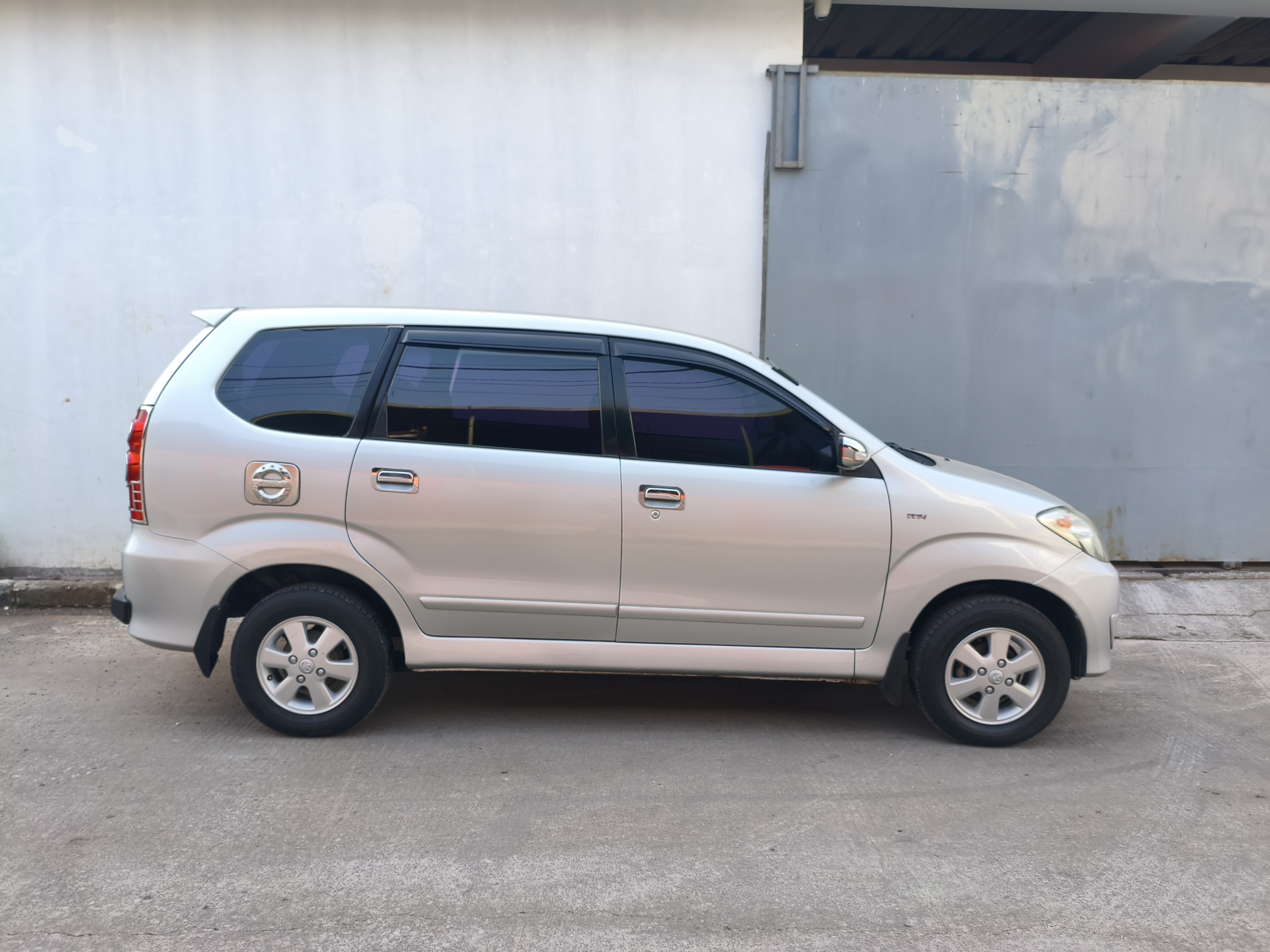 Galeri Mobil