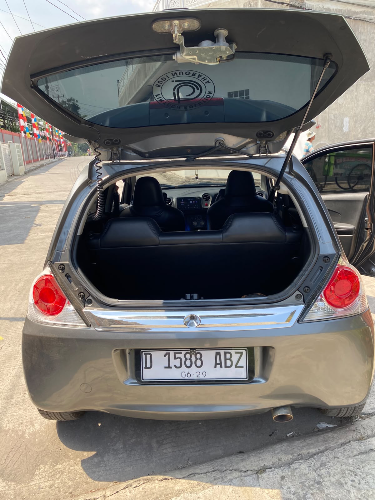 Galeri Mobil