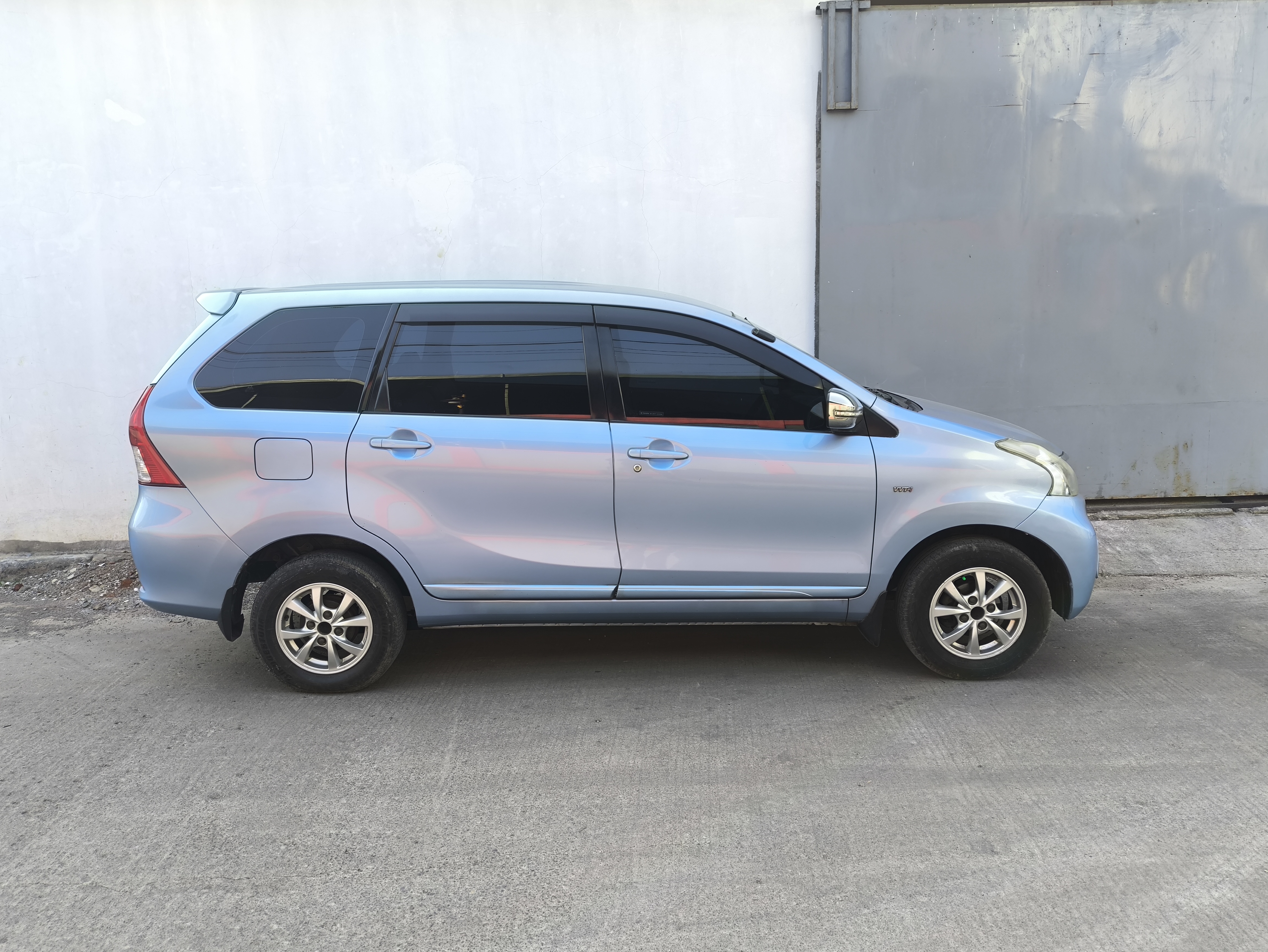 Galeri Mobil