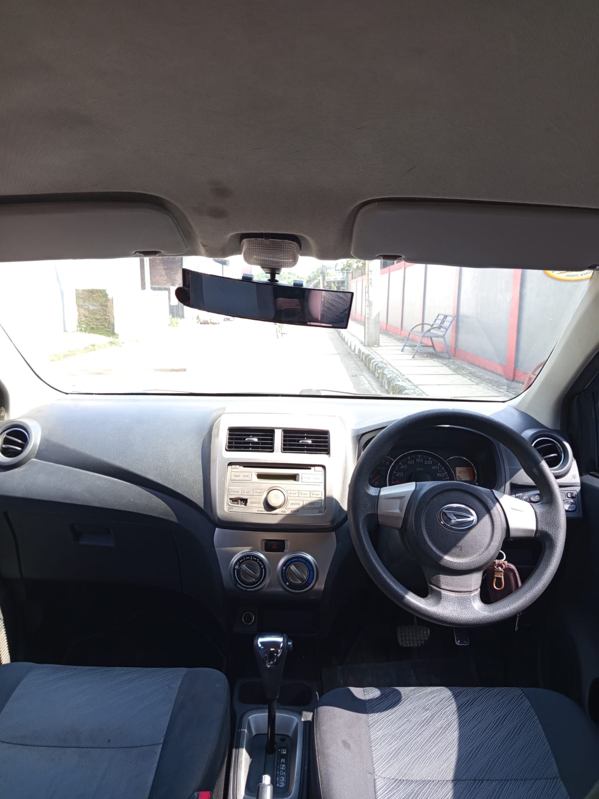 Galeri Mobil