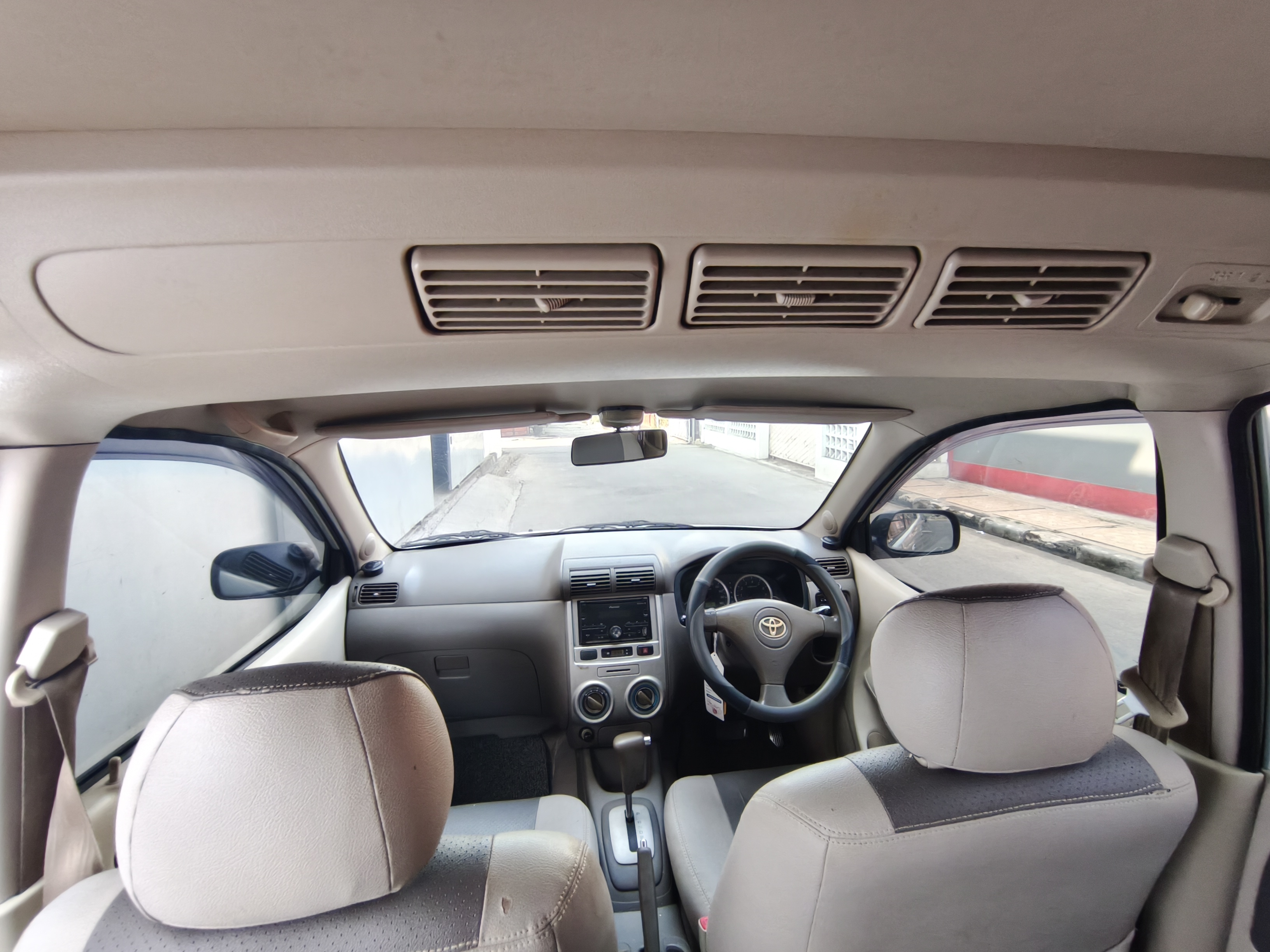 Galeri Mobil
