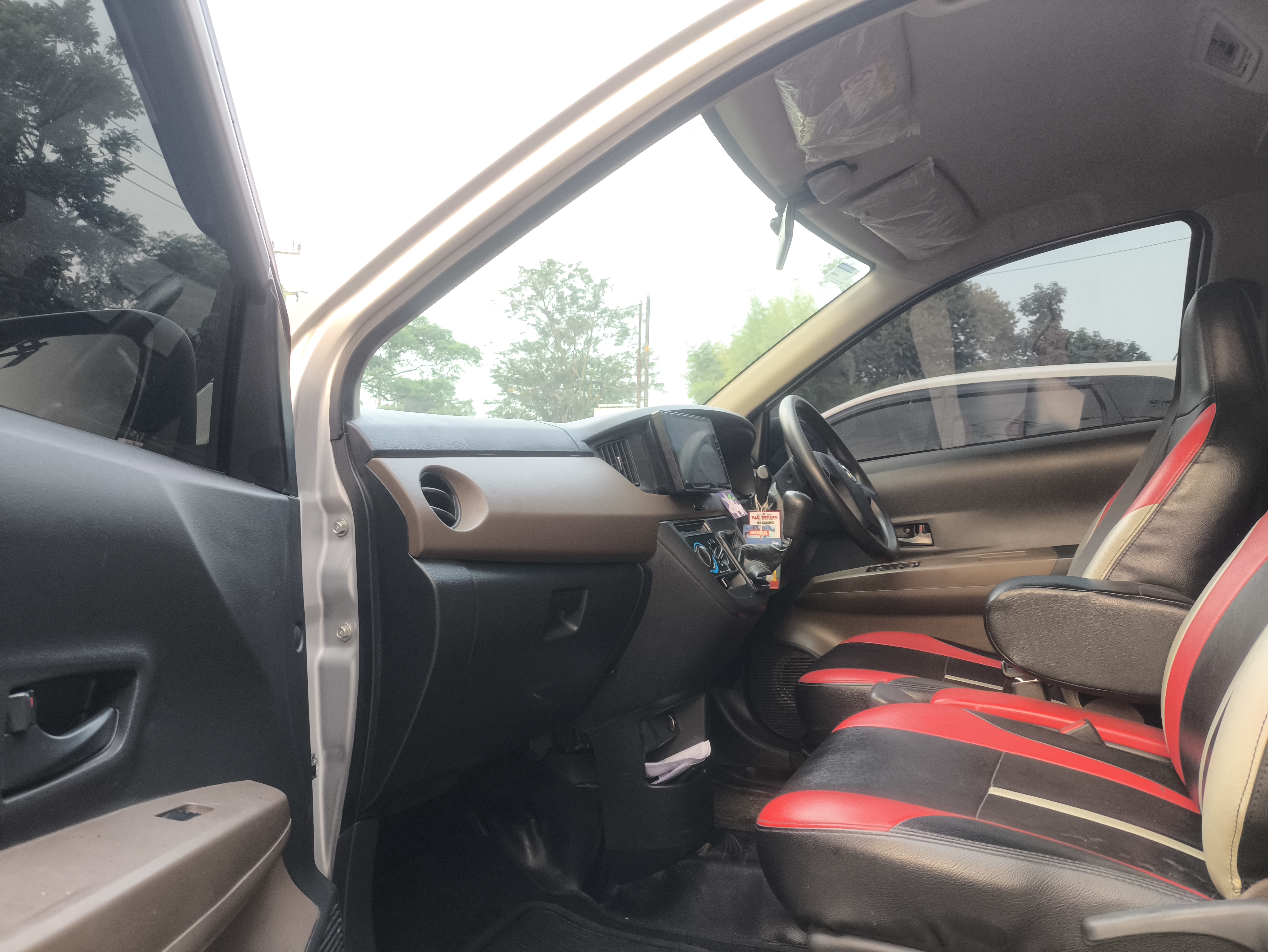 Galeri Mobil