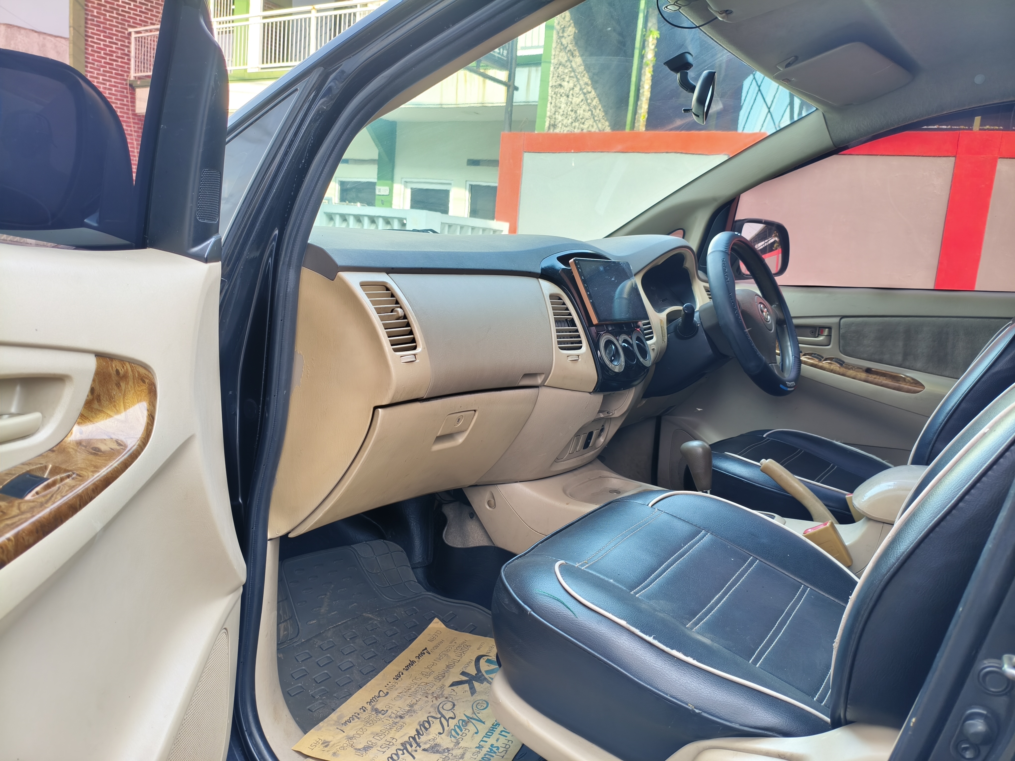 Galeri Mobil