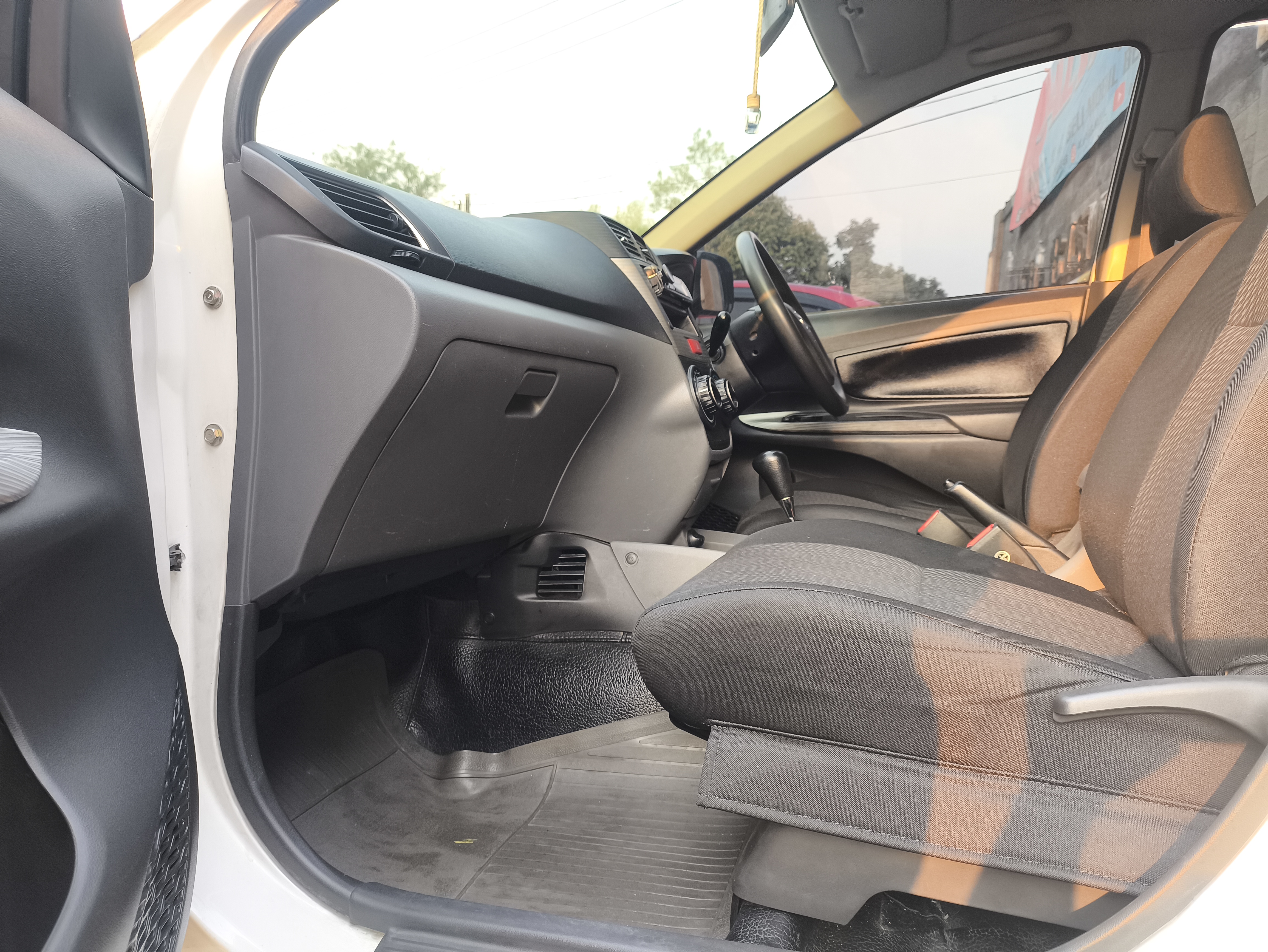 Galeri Mobil