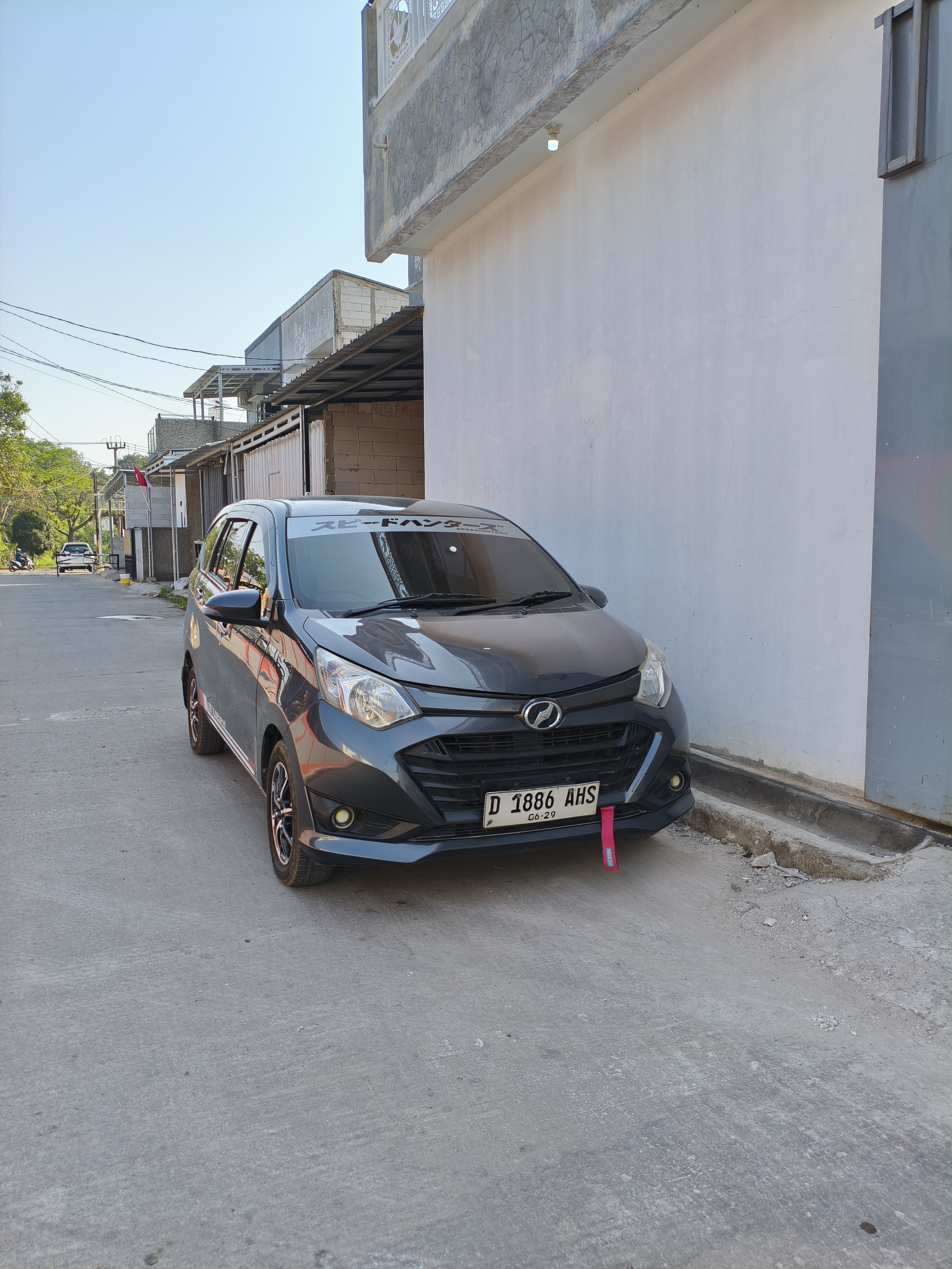 Daihatsu Sigra R manual