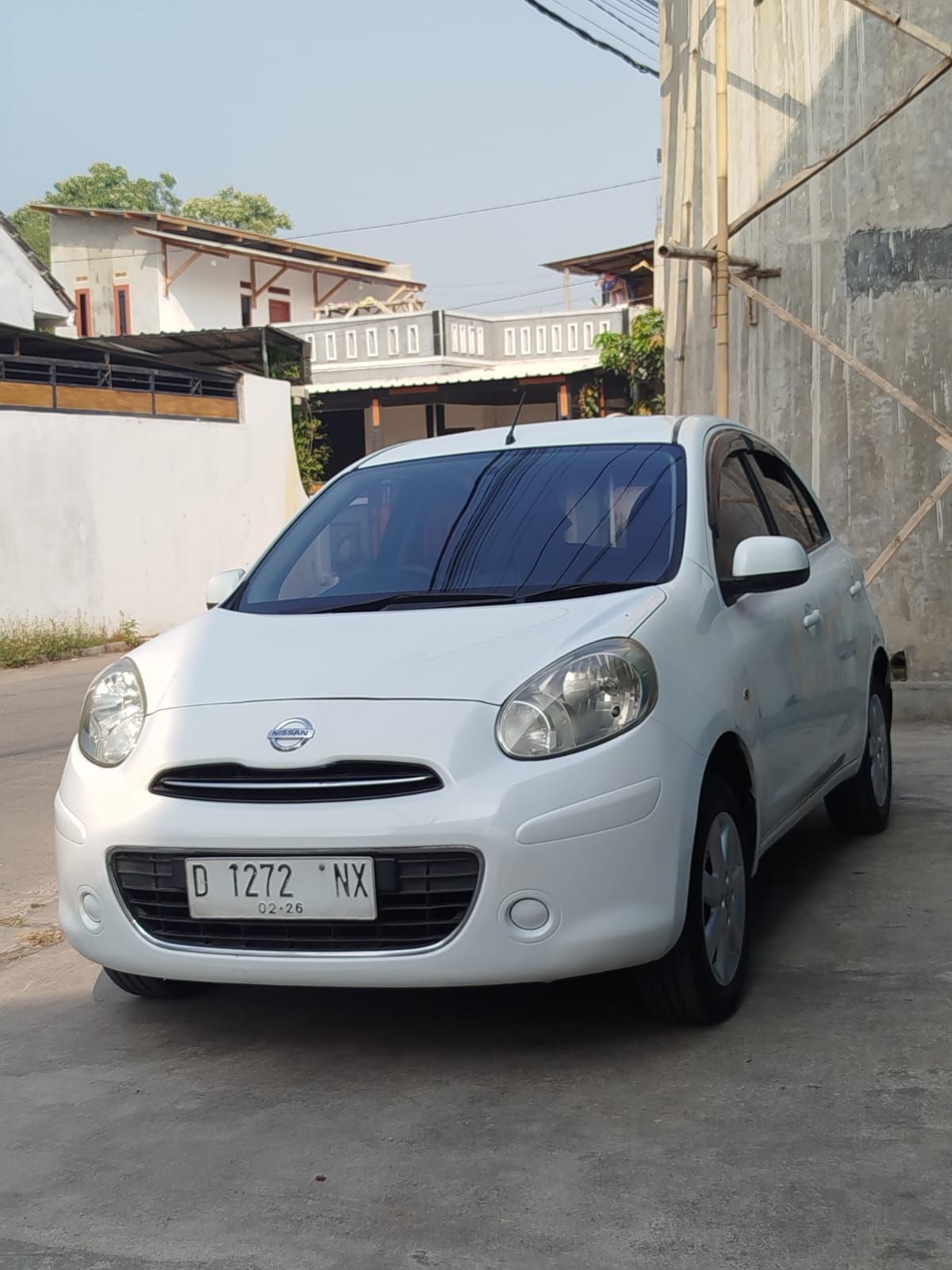 Nissan March L matic