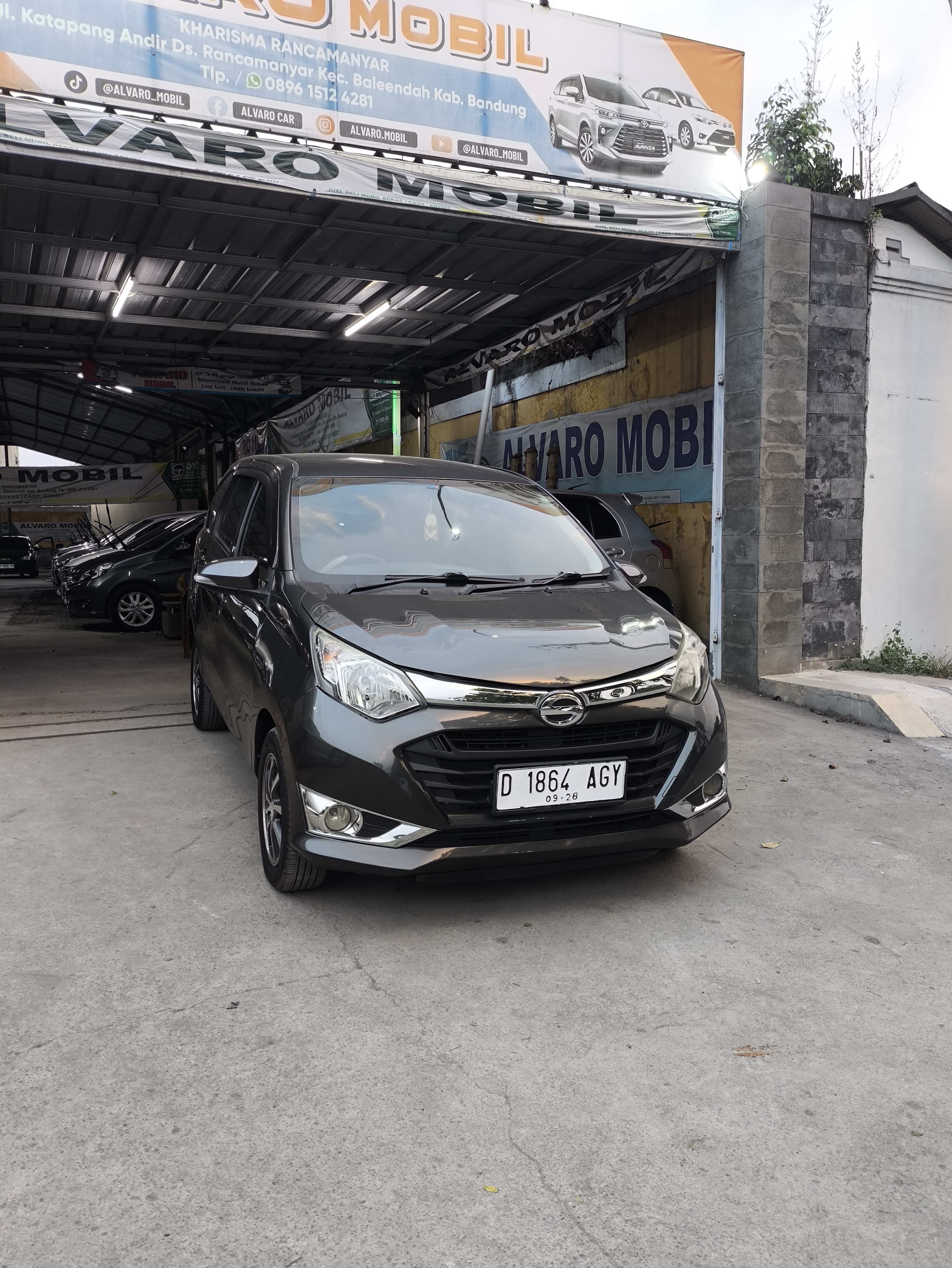 Daihatsu Sigra R manual